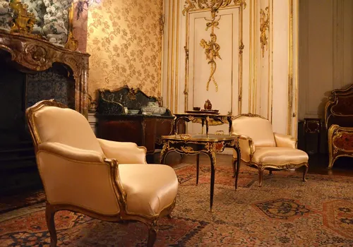 Homelab-matière-grise-mobilier-1
